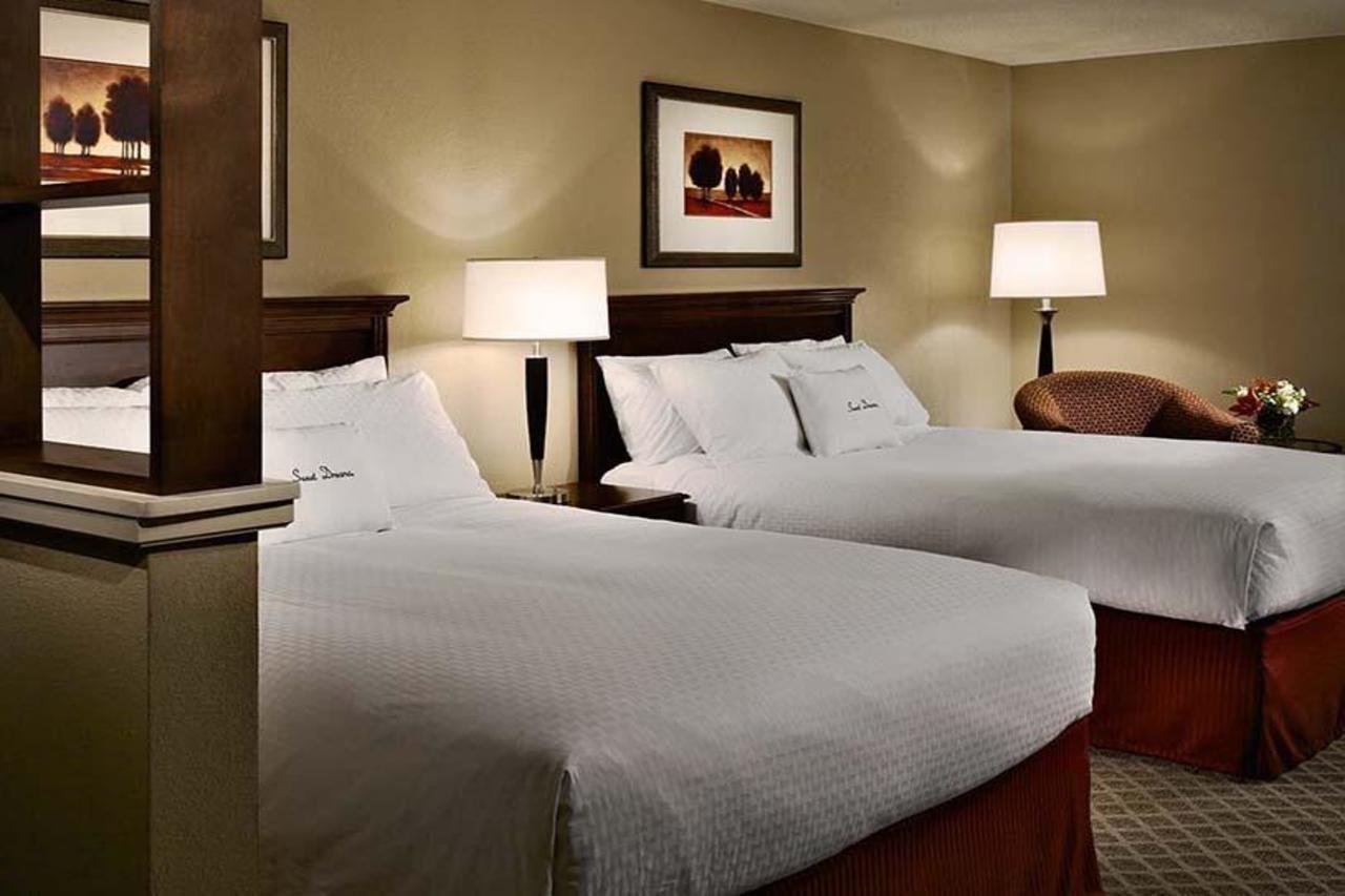 Doubletree By Hilton Hotel Columbia Exterior photo