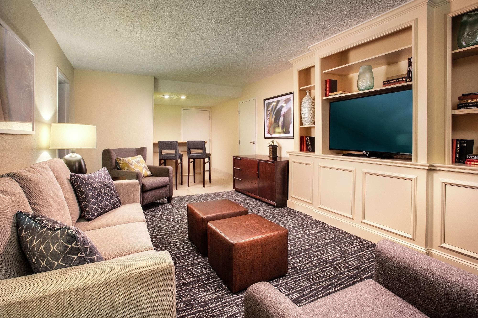 Doubletree By Hilton Hotel Columbia Exterior photo