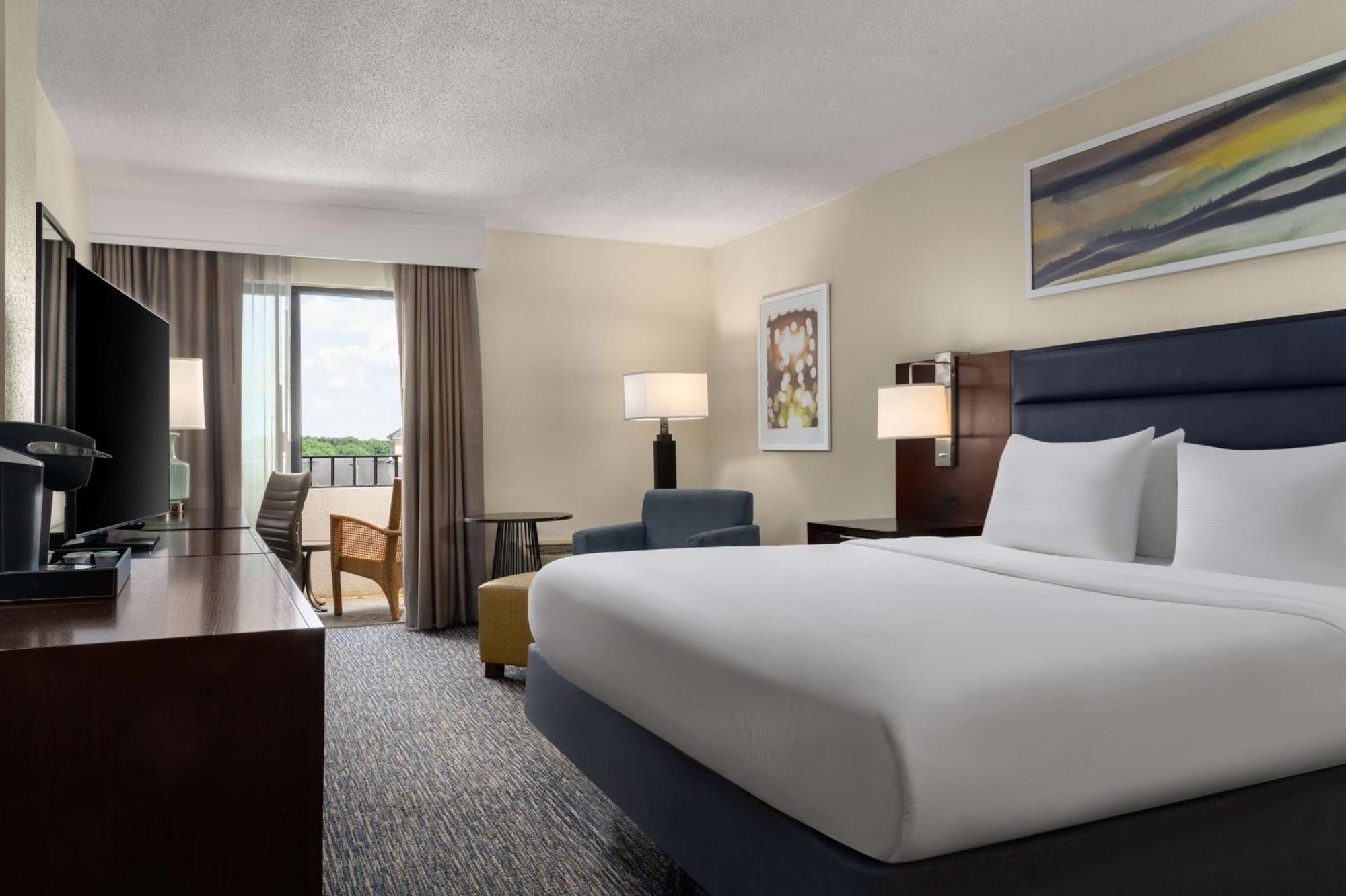 Doubletree By Hilton Hotel Columbia Exterior photo