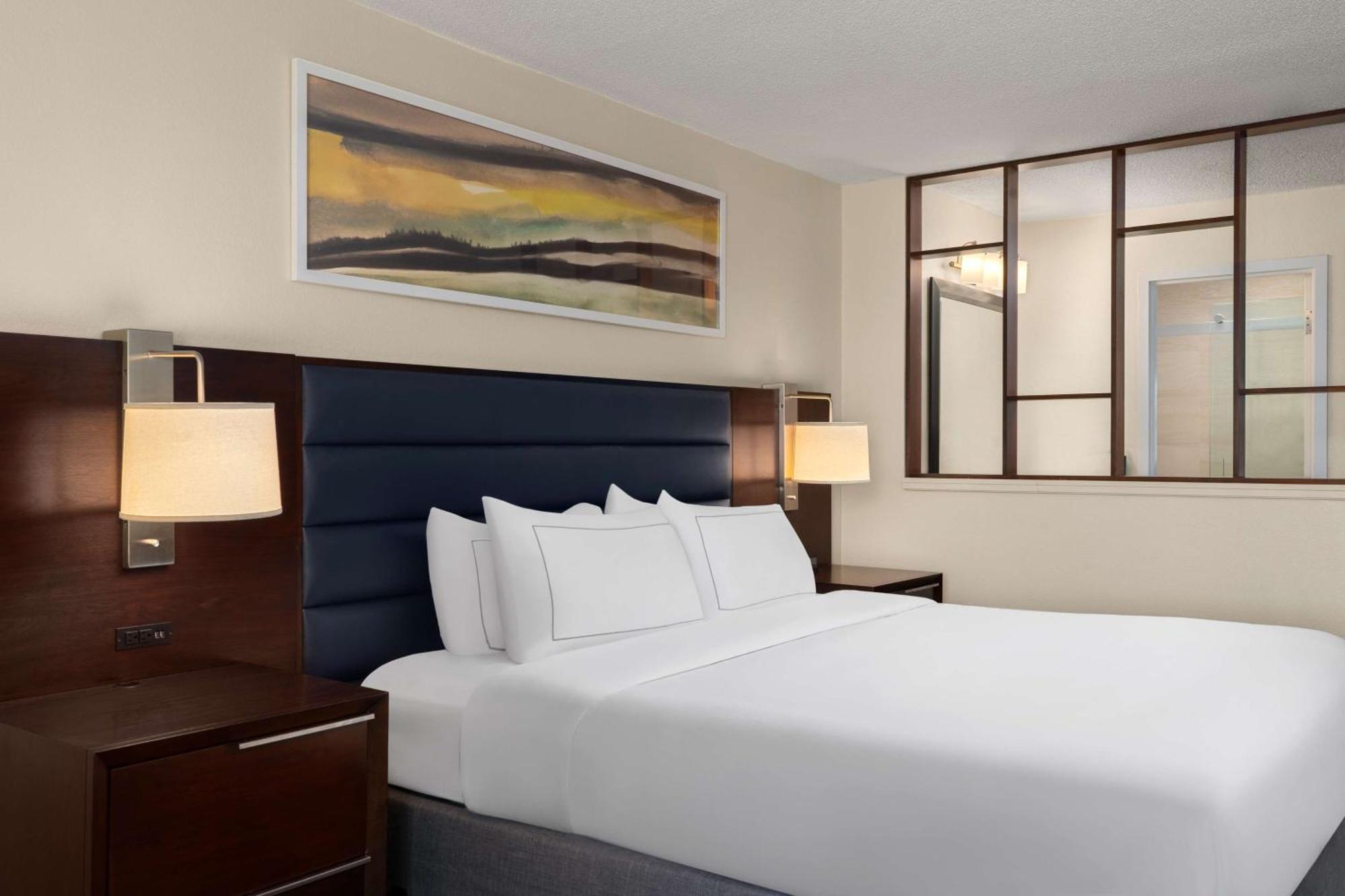 Doubletree By Hilton Hotel Columbia Exterior photo