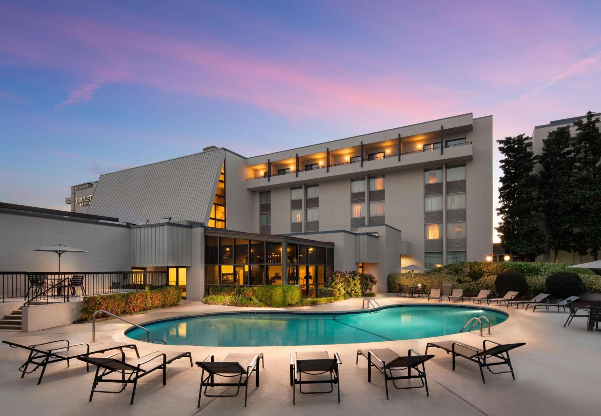 Doubletree By Hilton Hotel Columbia Exterior photo